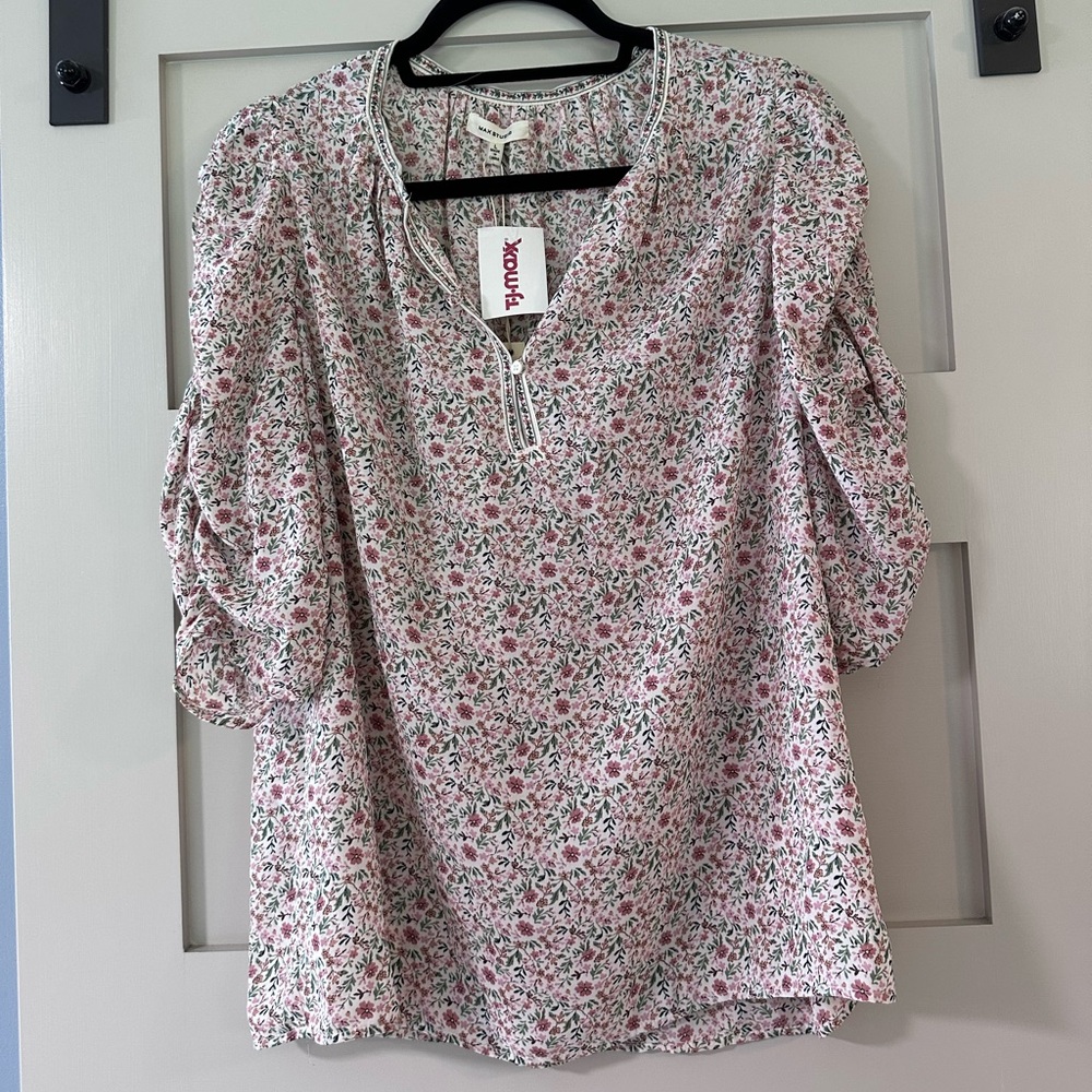 Max Studio Cream Relaxed Ruffled Blouse